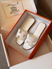 Hermes Paris Oran Beige Flats For Her With OG Box & Carry Bag Slide Beige