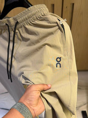 On Cloud IMPORTED STORE ARTICLE TRACK PANT DARK GREY