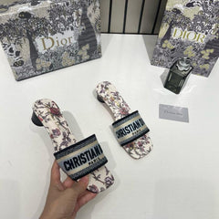 Christian Dior Dway Helled Slide Signature Embroidered With OG Box & Carry Bag 755-1 Pink