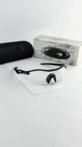 Oakley plano 9495