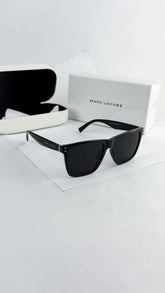 Marc Jacobs black 6000