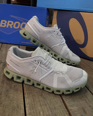On Cloud 5 light grey