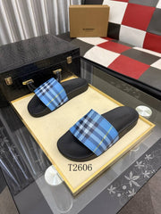 Burberry Check Slides In storm Blue Men