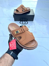 GUCCI Logo slide