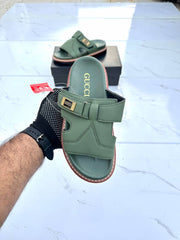 GUCCI logo slide