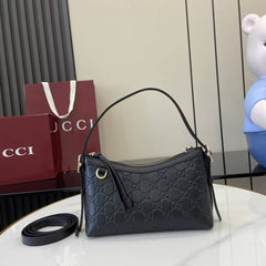 Gucci GG Emblem Small Shoulder Bag Iconic Interlocking Black GG Monogram With OG Box & Dust Cover Carry Bag 847450 Black