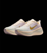 Nike Vomero Plus Metalic Gold