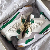Jordan Retro 4 Pine Green Semi UA