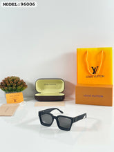 LOUIS VUITTON 96006 MATE BLACK