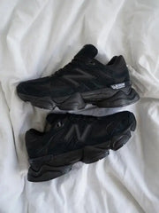 New Balance 9060 Triple Black
