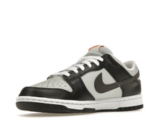 DUNK LOW BLACK TOTAL ORANGE MINI SWOOSH