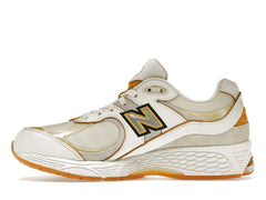 NEW BALANCE 2002R CONVERSATION AMONGST US