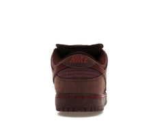 SB DUNK LOW CITY OF LOVE BURGUNDY CRUSH
