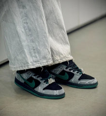 Nike sb dunk low pro x there anthracite and gorge green