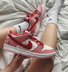 WMNS Semi UA Nike SB Dunk Low StrangeLove Skateboards Special Box