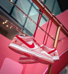 WMNS Semi UA Nike SB Dunk Low StrangeLove Skateboards Special Box