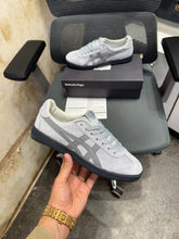 Onitsuka Tiger Tokuten Grey