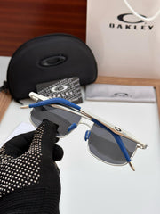 OAKLEY 8901 BLACK SILVER