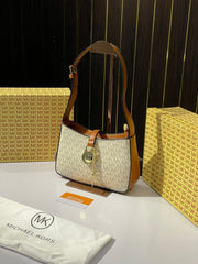 Michael kors lyra with og box(2993 biege)