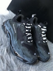 Balenciaga triple S black clear sole