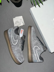 NIKE AIRFORCE 1 LOW REIGNING CHAMP REFLECTIVE