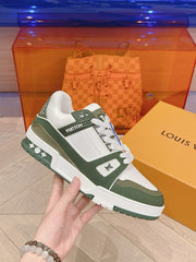 LOUIS VUITTON TRAINER OLIVE GREEN