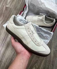 Onitsuka Tiger Tokuten Slip On Beige White