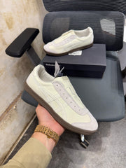 Onitsuka Tiger Tokuten Slip On Beige White