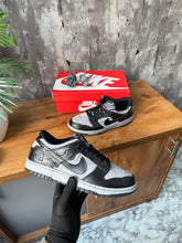 Nike Dunk Low Black Rose