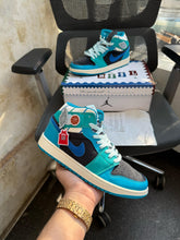 Nike Air Jordan 1 Mid Sneaker School