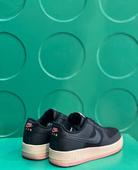 Nike Air Force 1 07 LX