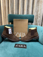 Zara chelsea Boots Coffee Suede