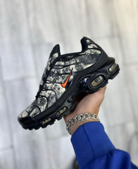 Nike Air max plus TN Black Orange Camo