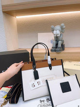 COACH FIELD 30 TOTE BAG WITH OG DOUBLE BOX
