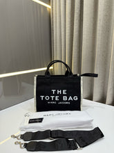 THE MARC JACOBS PREMIUM BLACK TOTE BAG WITH DUST BAG