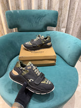 Burberry Ramsey Sneakers Check Leather