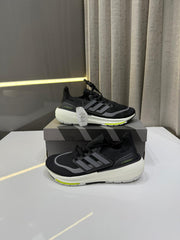 Adidas ultraboost 23 BLACK LIGHT