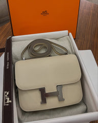 Hermes Constance Slim Epsom Vert With OG Box & Dust Bag KG-19 Apricot