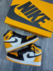 AIR JORDAN RETRO 1 TAXI