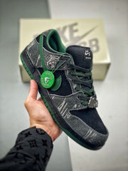 NIKE SB DUNK LOW X THERE SKATEBOARDS