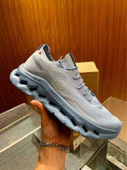 Loewe X On Cloud Tilt Grey
