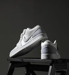 Nike Air Jordan Retro 1 Low Paris