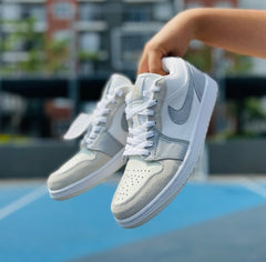 Nike Air Jordan Retro 1 Low Paris