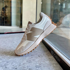 New Balance 327 Moonbeam Driftwood