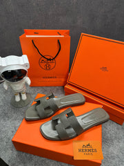 Hermes Paris Oran Flats With OG Box Dust Bag & Carry Bag H38 Army Green Slide