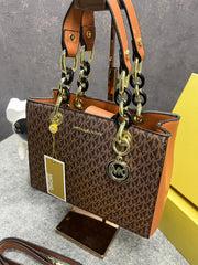 Michael Kors Cynthia Signature Bag With OG Box & Dust Bag 2001 Coffee brown