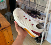 UNDER ARMOUR HOVR PHANTOM 4 BEIGE