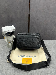 Louis Vuitton M46955 Alpha Messenger Sling Side Bag Unisex Black Embossed With Dust Bag