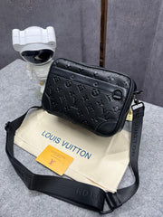 Louis Vuitton M46955 Alpha Messenger Sling Side Bag Unisex Black Embossed With Dust Bag