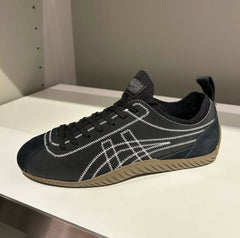 Onitsuka Tiger Sclaw Black White